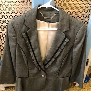 Womenswear’s Business Jacket